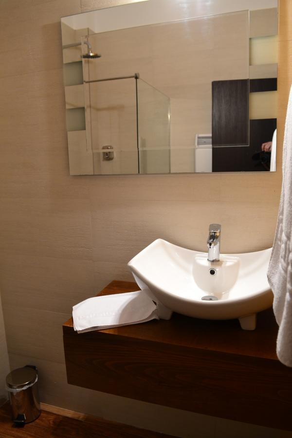 Sara Hotel Vama Veche Ngoại thất bức ảnh