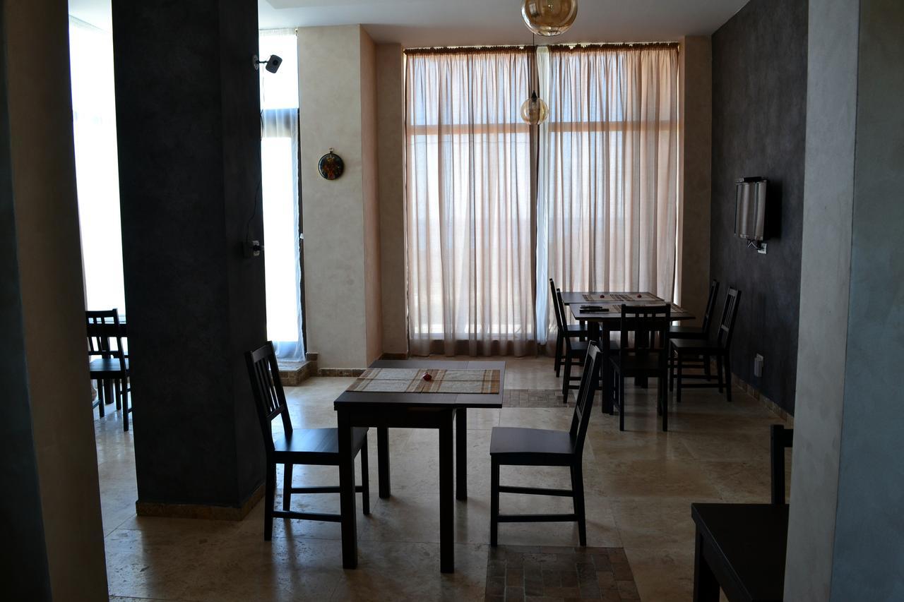 Sara Hotel Vama Veche Ngoại thất bức ảnh