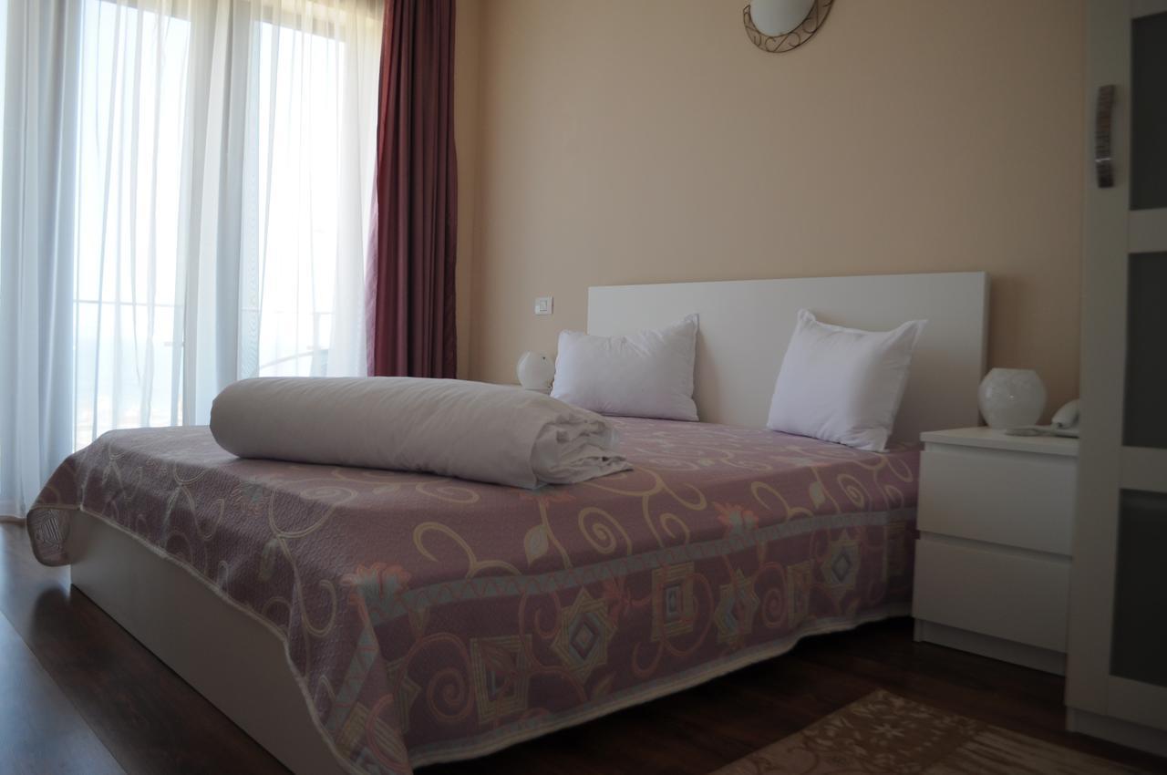 Sara Hotel Vama Veche Ngoại thất bức ảnh